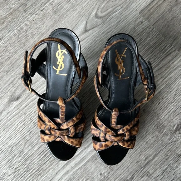 AUTHENTIC YSL tribute heels - Picture 2 of 7